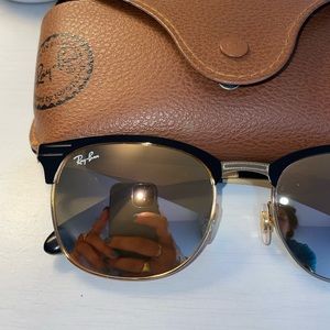 Ray bans woman’s